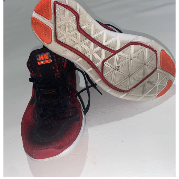 NIKE Flex 2017 RN Black/Red Size 6Y - Picture 3 of 5
